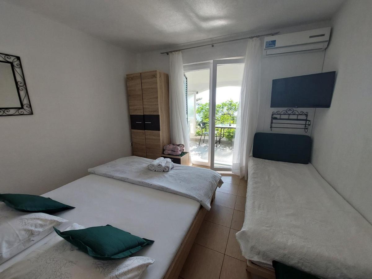 Villa Bratus Promajna Ngoại thất bức ảnh