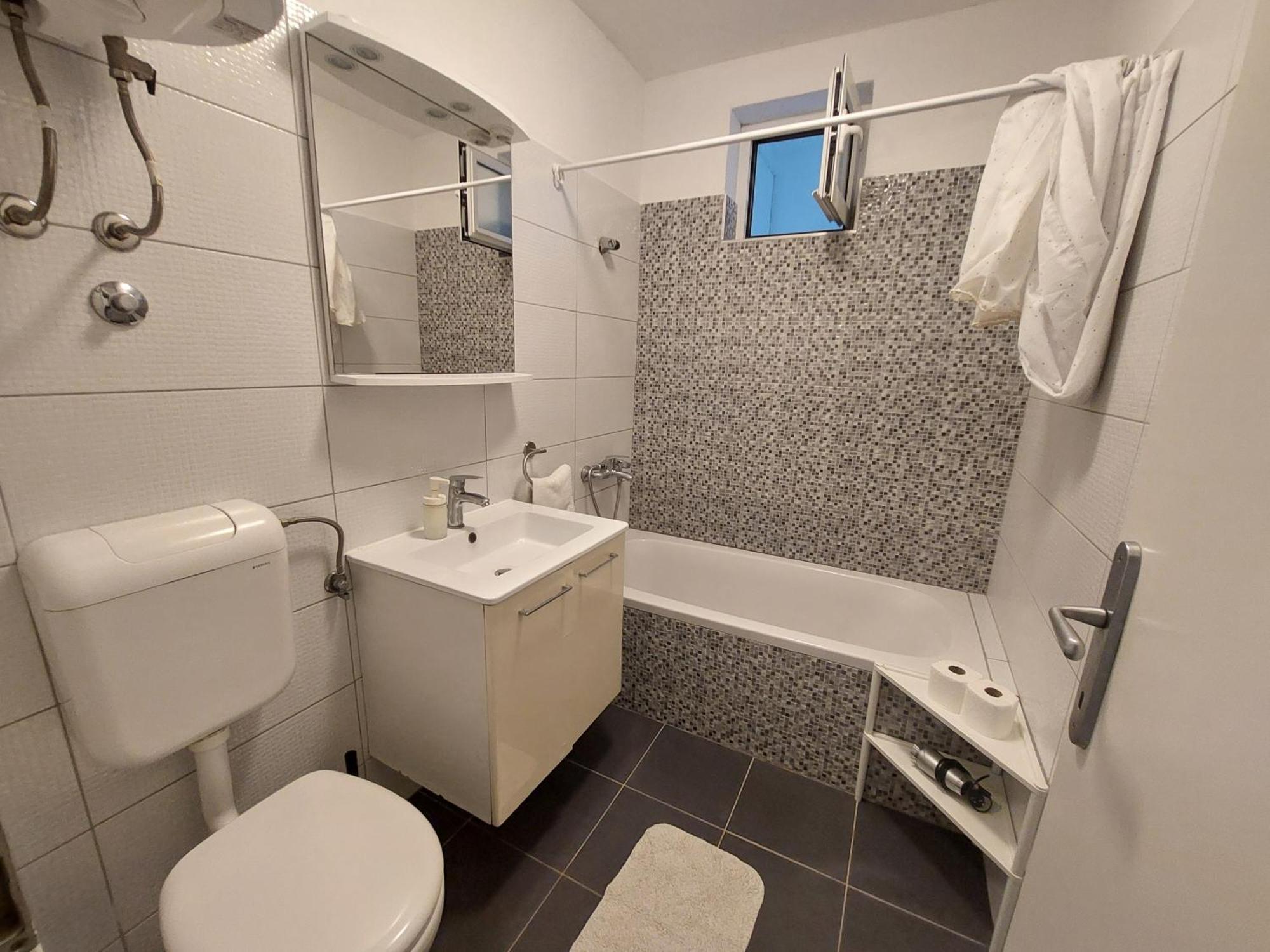 Villa Bratus Promajna Ngoại thất bức ảnh